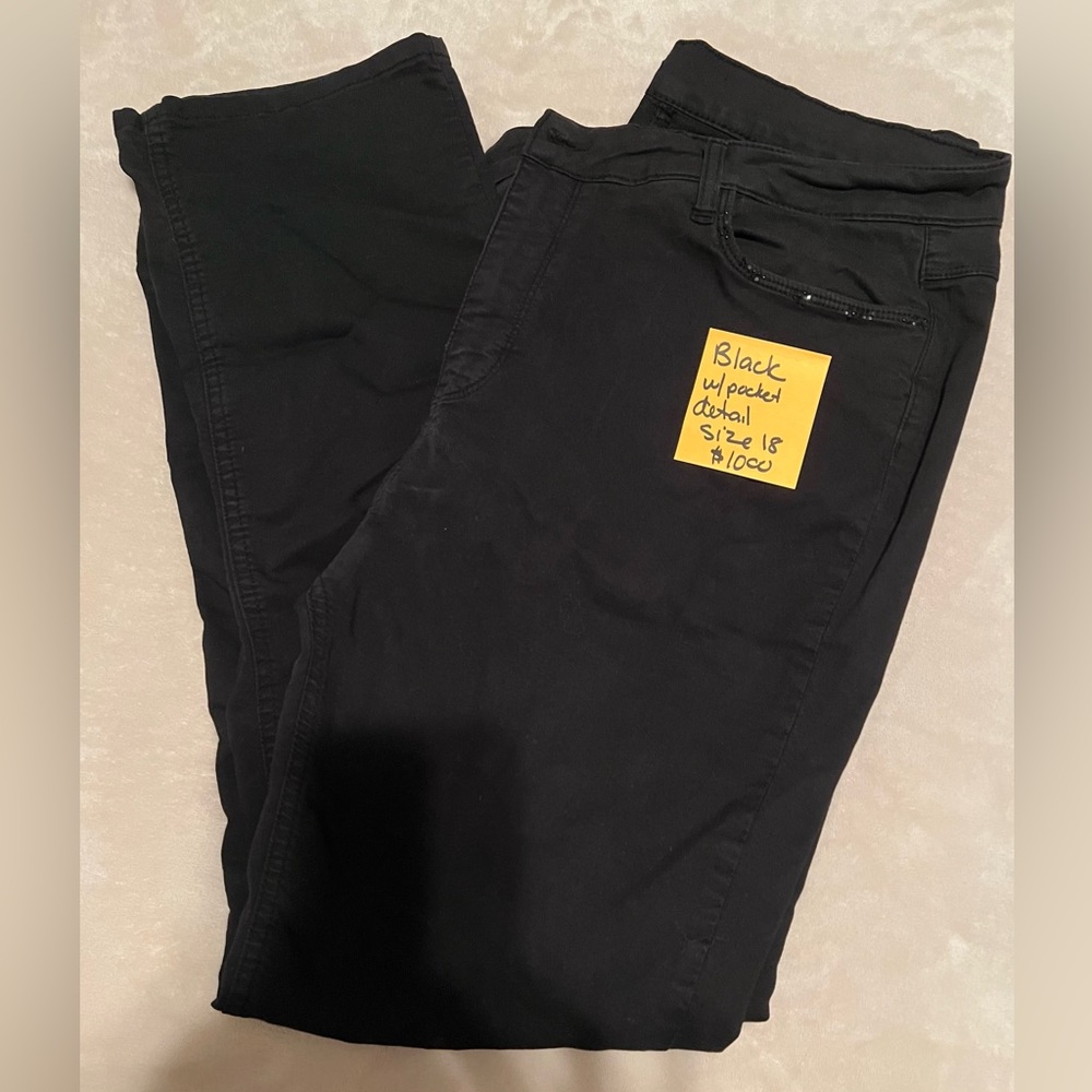 Black Jeans with sparkle detail on pocket